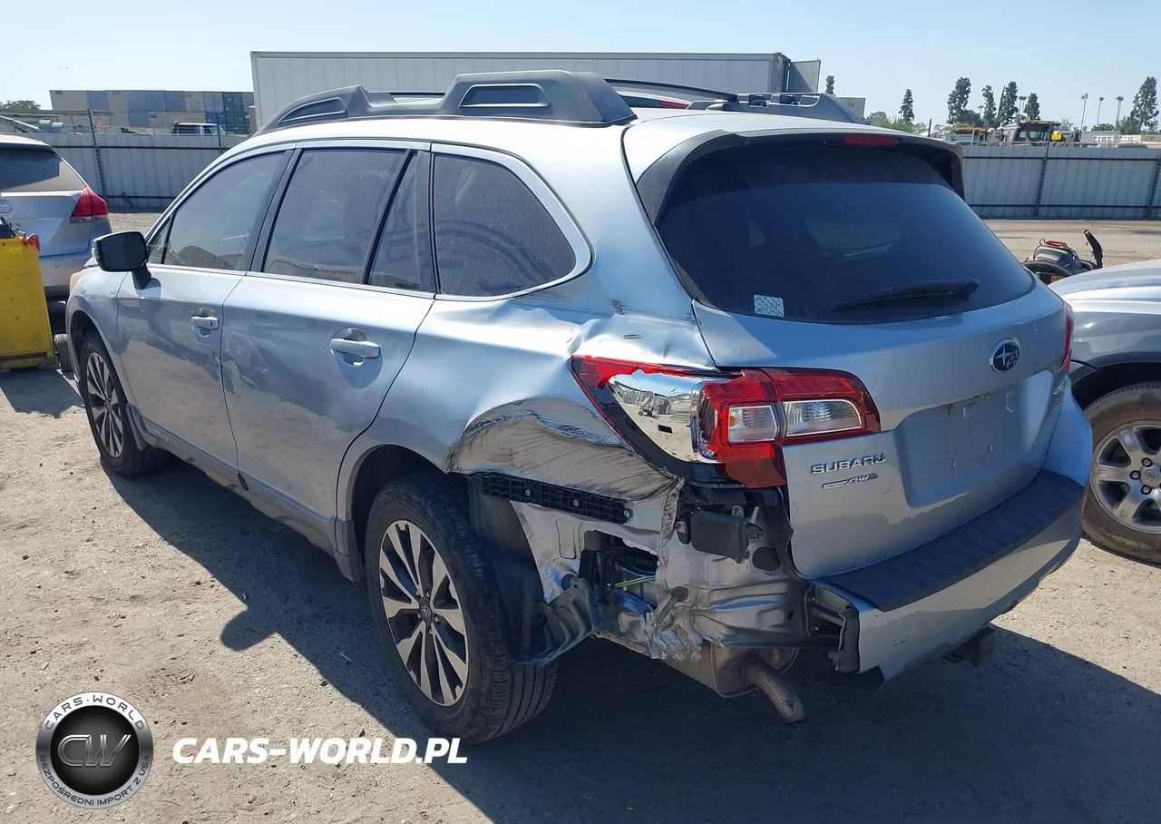 2015 Subaru Outback 3.6R Limited VIN:4S4BSENC2F3249728 - 3