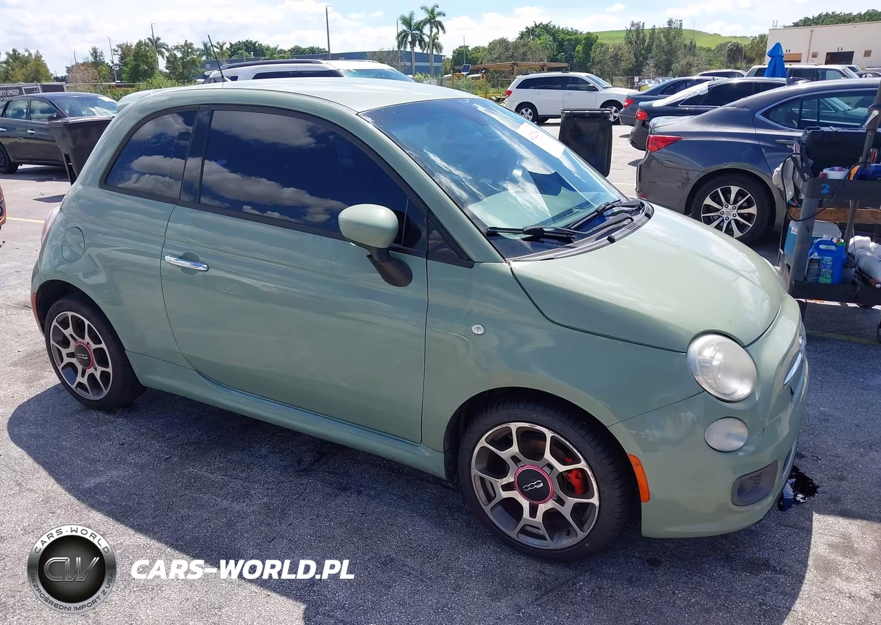 2015 Fiat 500 Sport VIN:3C3CFFBR0FT558697 - 12