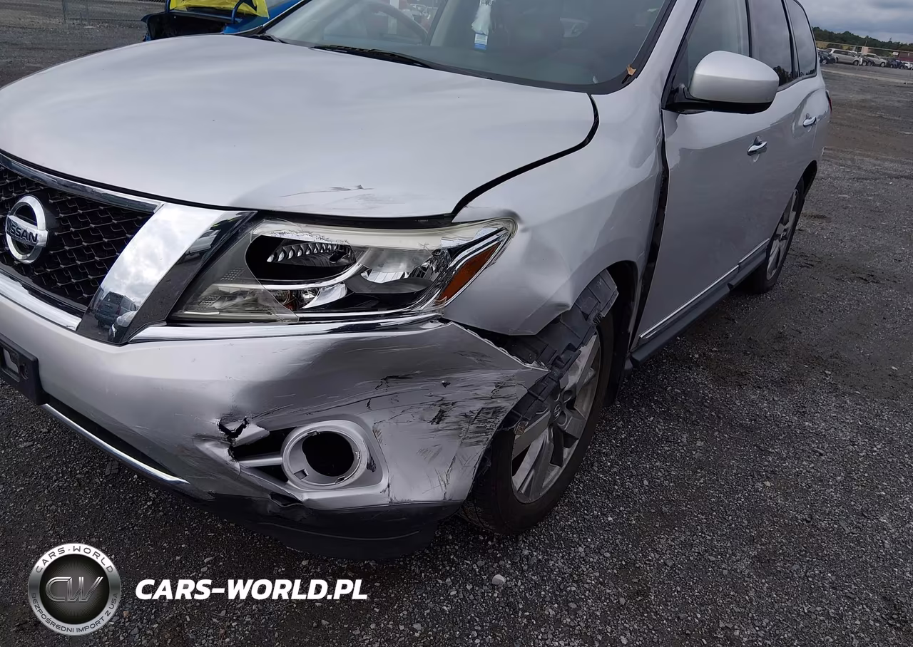 2015 Nissan Pathfinder Platinum VIN:5N1AR2MM5FC693296 - 12