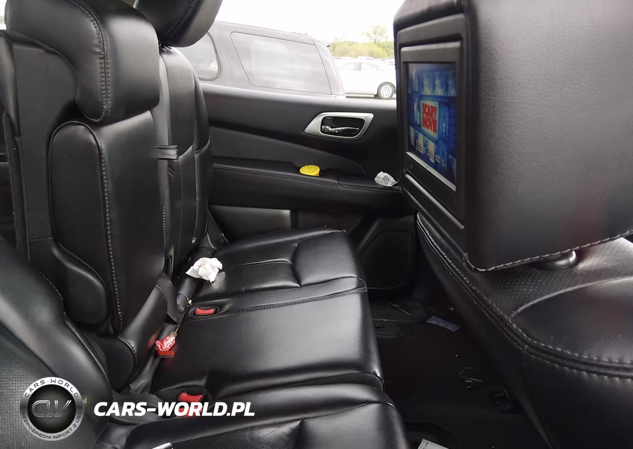 2015 Nissan Pathfinder Platinum VIN:5N1AR2MM5FC693296 - 8