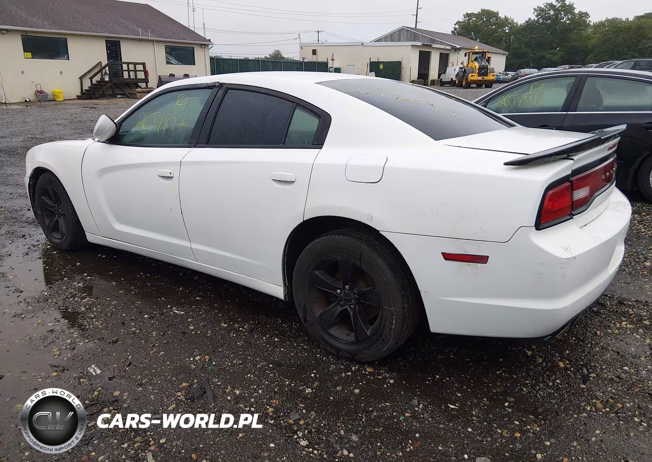 2011 Dodge Charger VIN:2B3CL3CGXBH608493 - 3