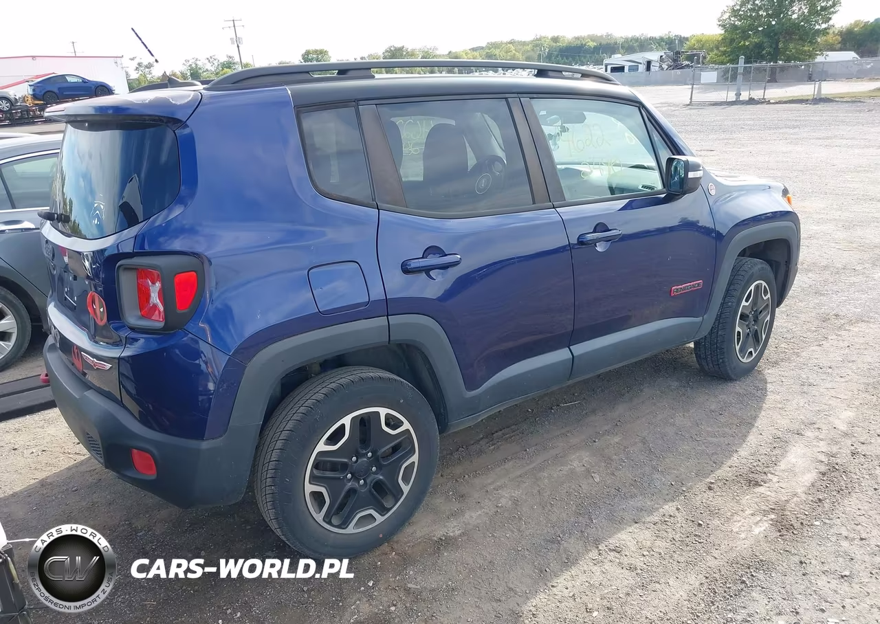 2016 Jeep Renegade Trailhawk VIN:ZACCJBCTXGPC68960 - 4