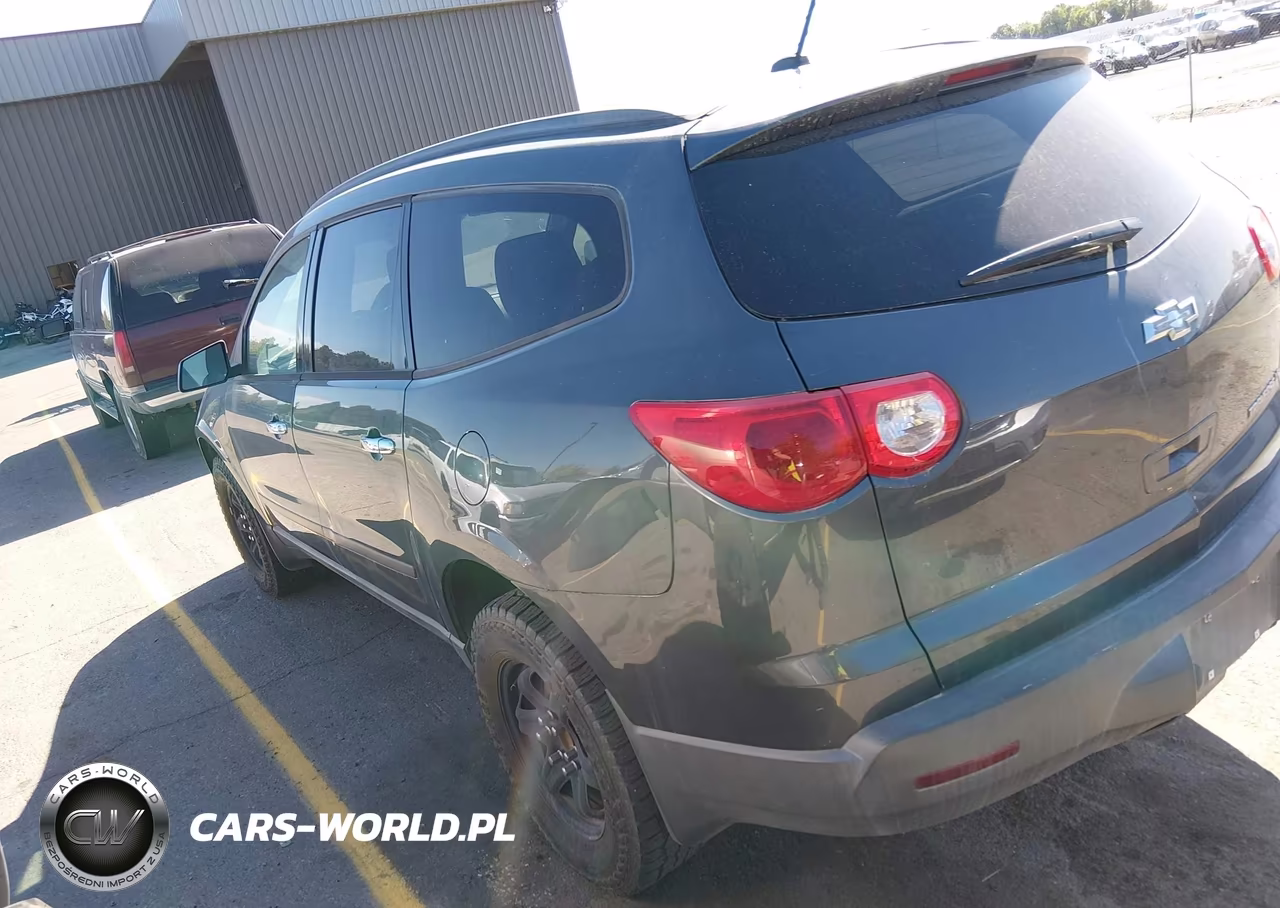 2011 Chevrolet Traverse Ls VIN:1GNKRFED0BJ336295 - 3