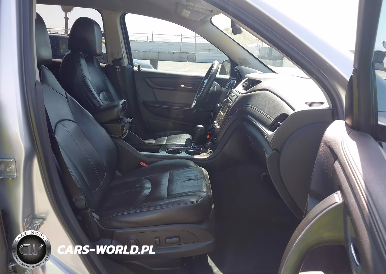 2016 Chevrolet Traverse Lt VIN:1GNKRHKD7GJ347849 - 5