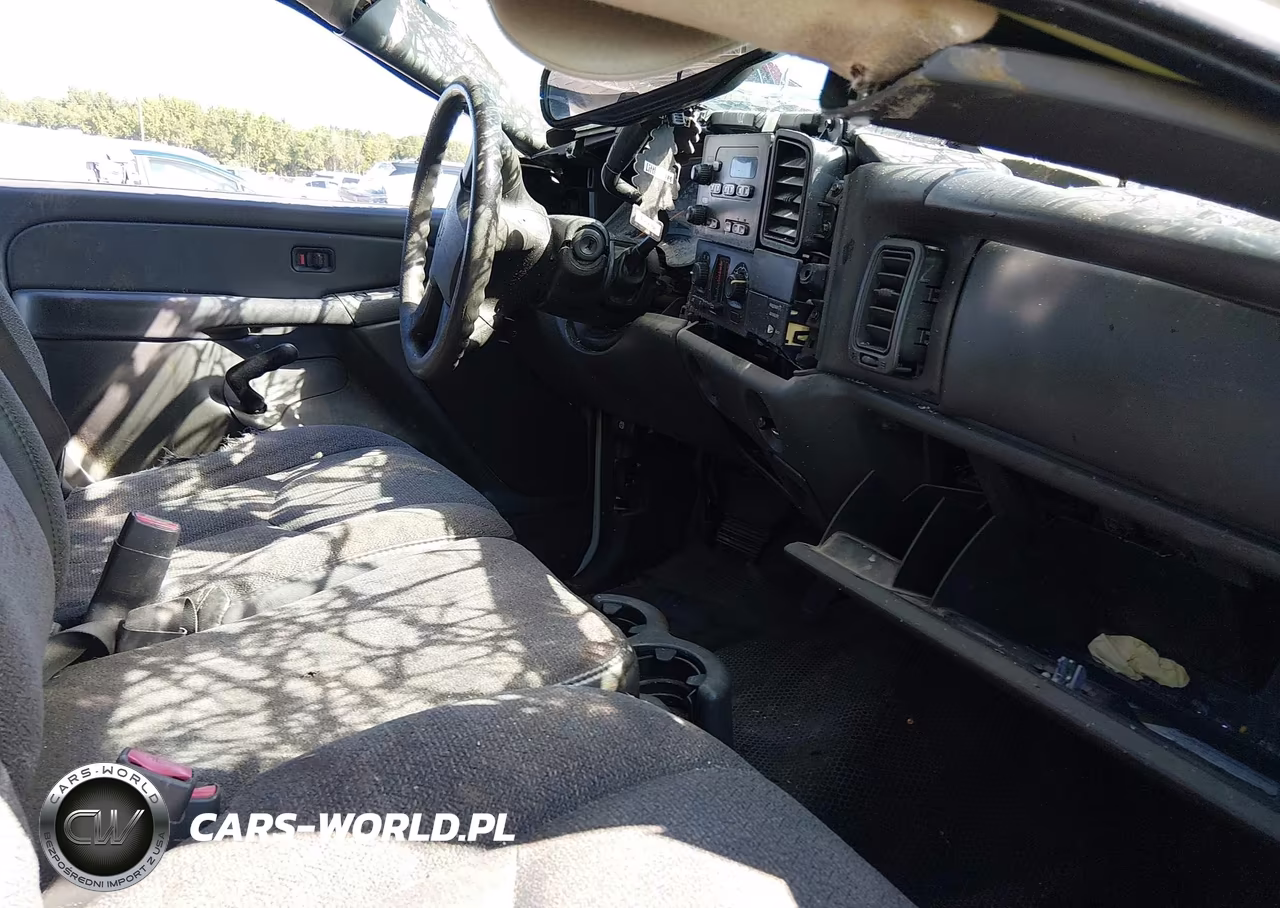 2004 Chevrolet Silverado 1500 Work Truck VIN:1GCEC14Z04Z281598 - 5