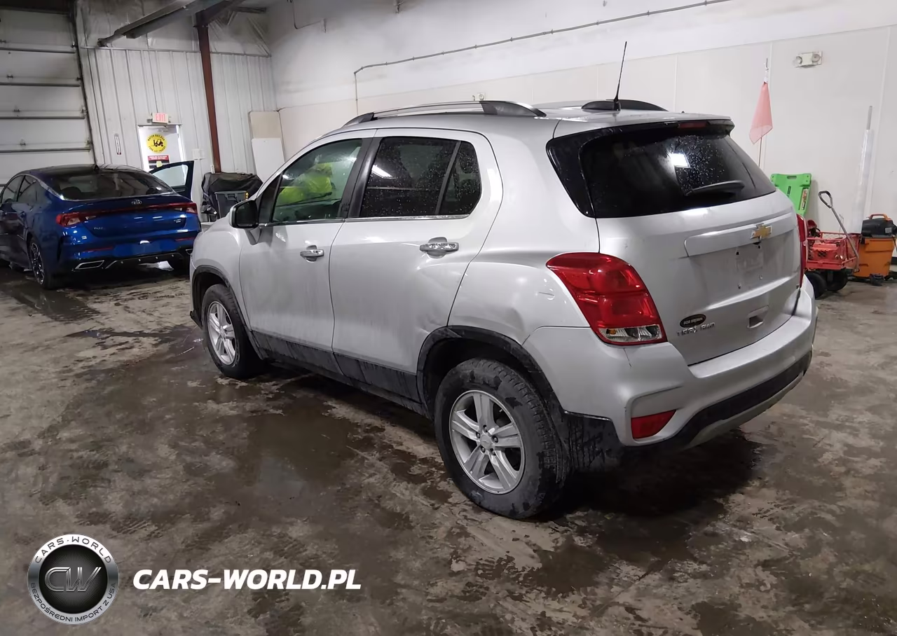 2019 Chevrolet Trax Lt VIN:KL7CJPSBXKB893011 - 3
