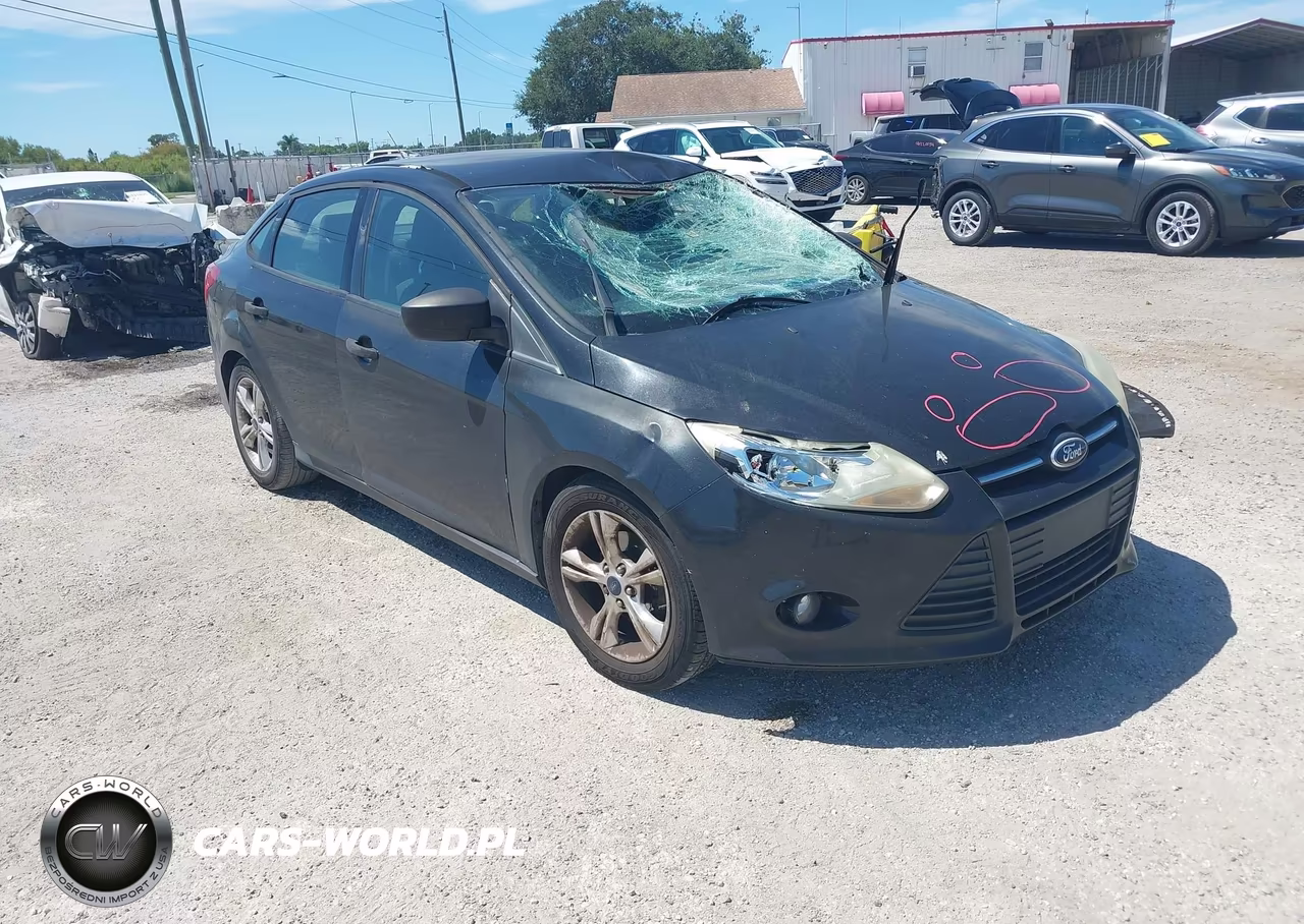 2014 Ford Focus S – zdjęcie 1 z 17