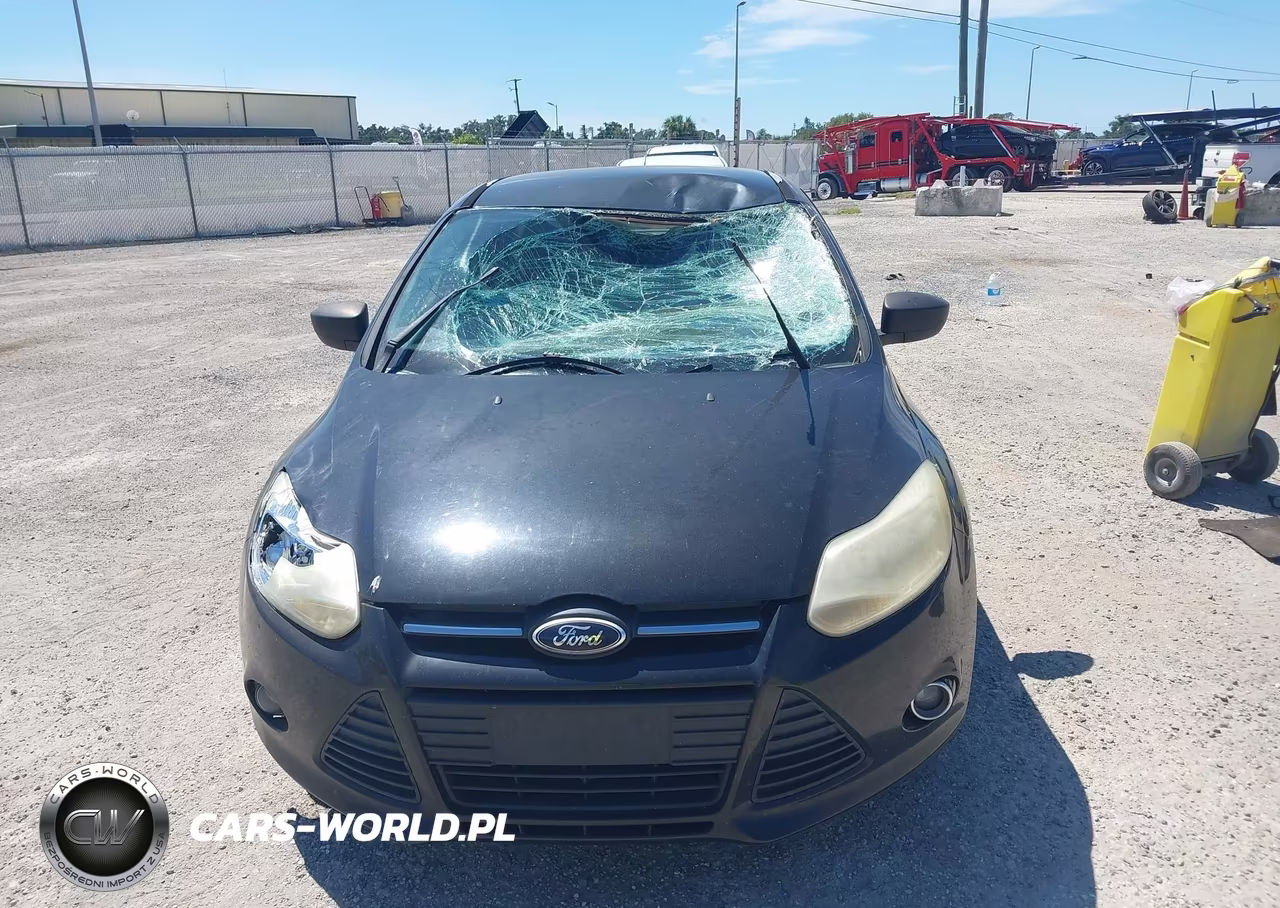 2014 Ford Focus S VIN:1FADP3E21EL167035 - 13