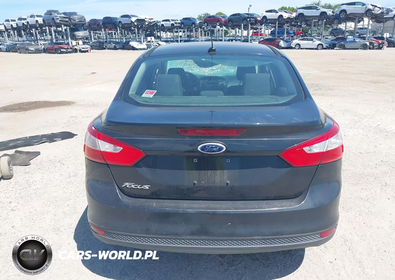 2014 Ford Focus S VIN:1FADP3E21EL167035 - 17