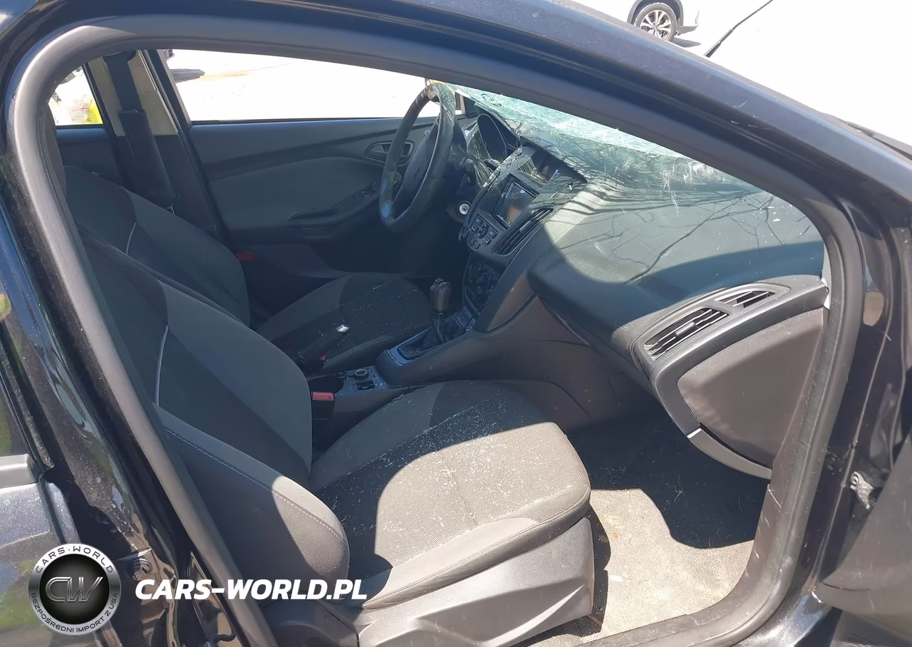 2014 Ford Focus S VIN:1FADP3E21EL167035 - 5