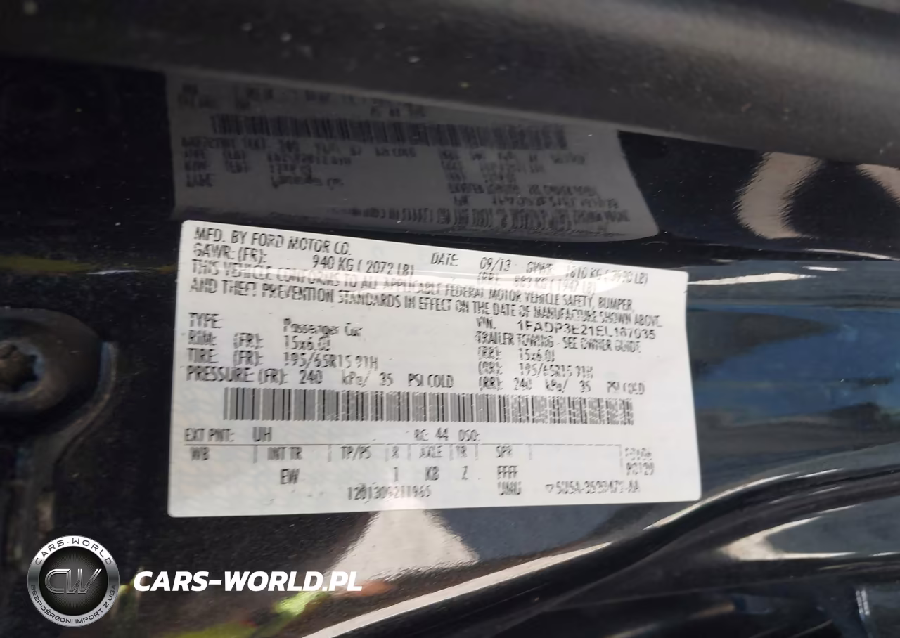 2014 Ford Focus S VIN:1FADP3E21EL167035 - 9