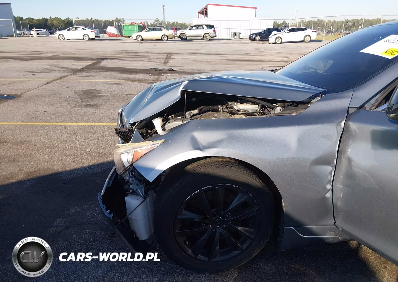 2015 Infiniti Q50 VIN:JN1BV7APXFM352537 - 6