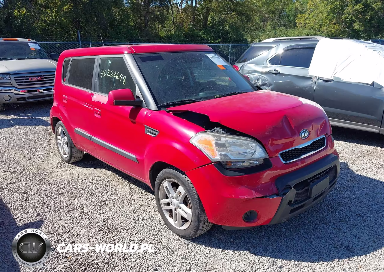 2010 Kia Soul + VIN:KNDJT2A28A7066067 - 6