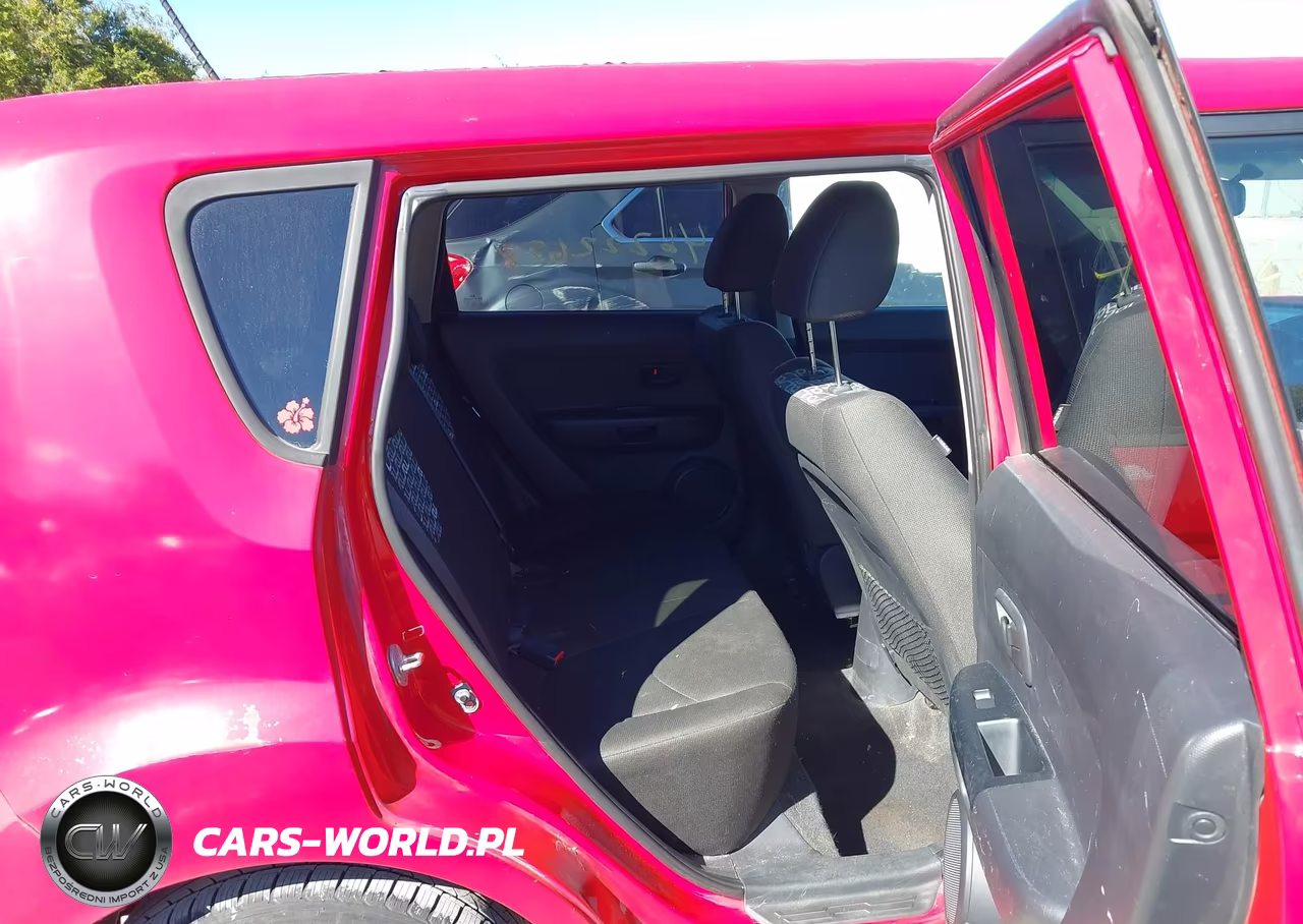 2010 Kia Soul + VIN:KNDJT2A28A7066067 - 8