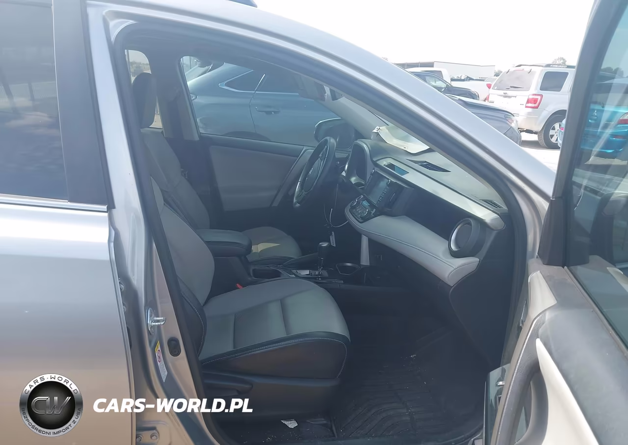 2017 Toyota Rav4 Limited VIN:2T3YFREVXHW383219 - 5