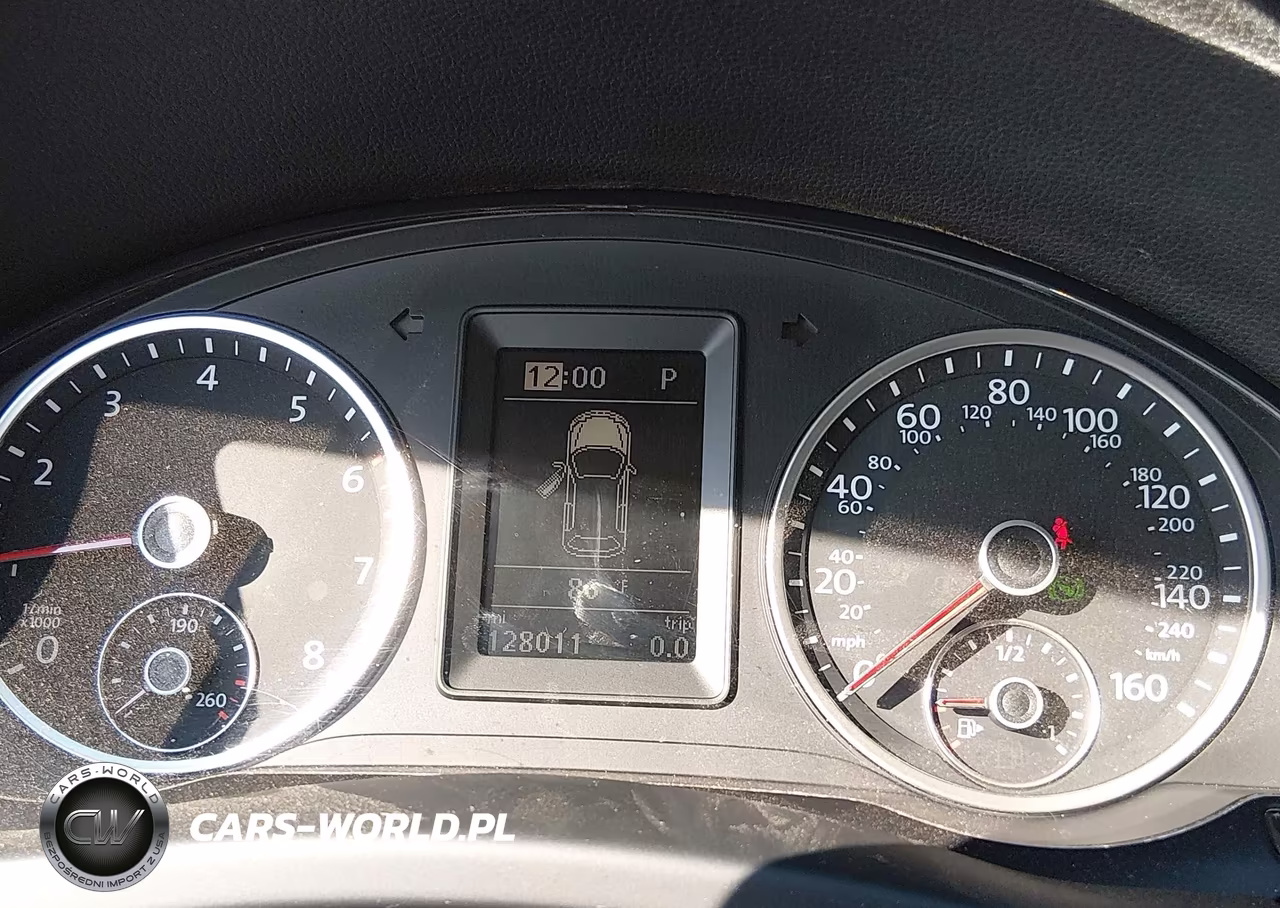 2015 Volkswagen Tiguan S VIN:WVGAV7AX5FW579241 - 7