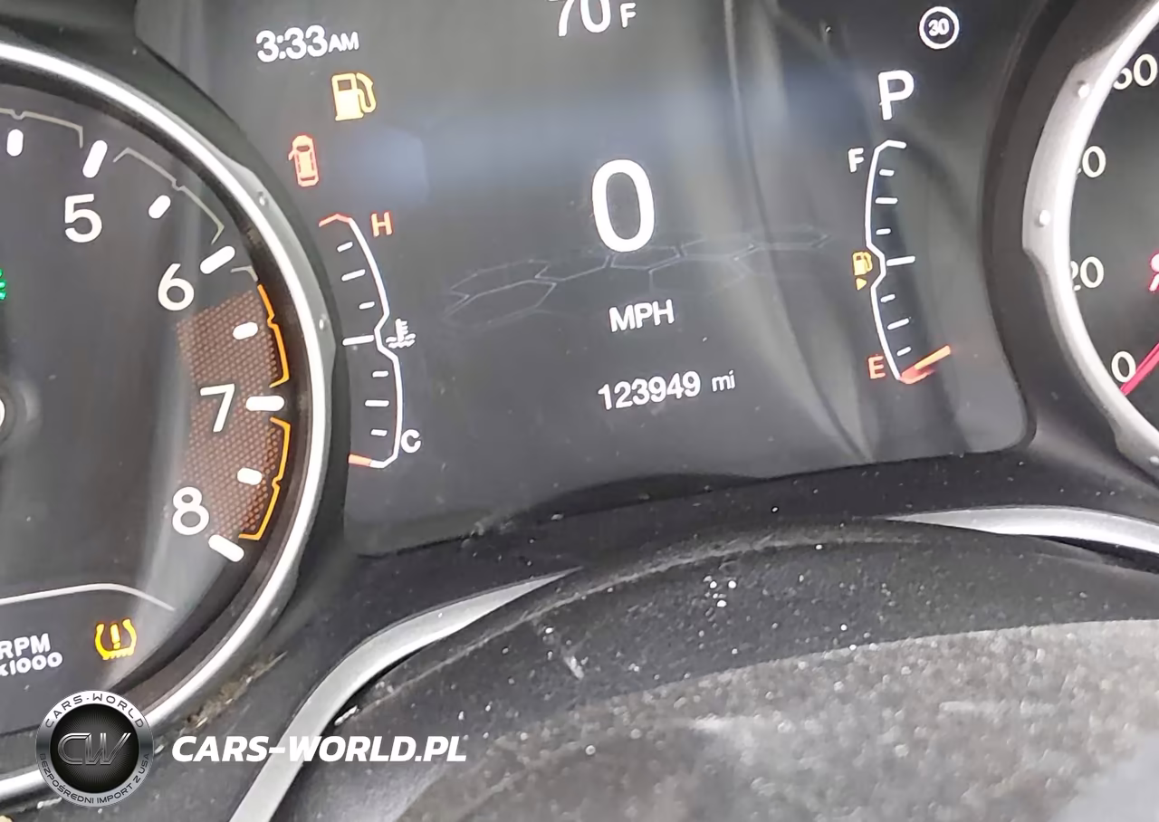 2018 Jeep Compass Latitude 4X4 VIN:3C4NJDBB4JT366251 - 15