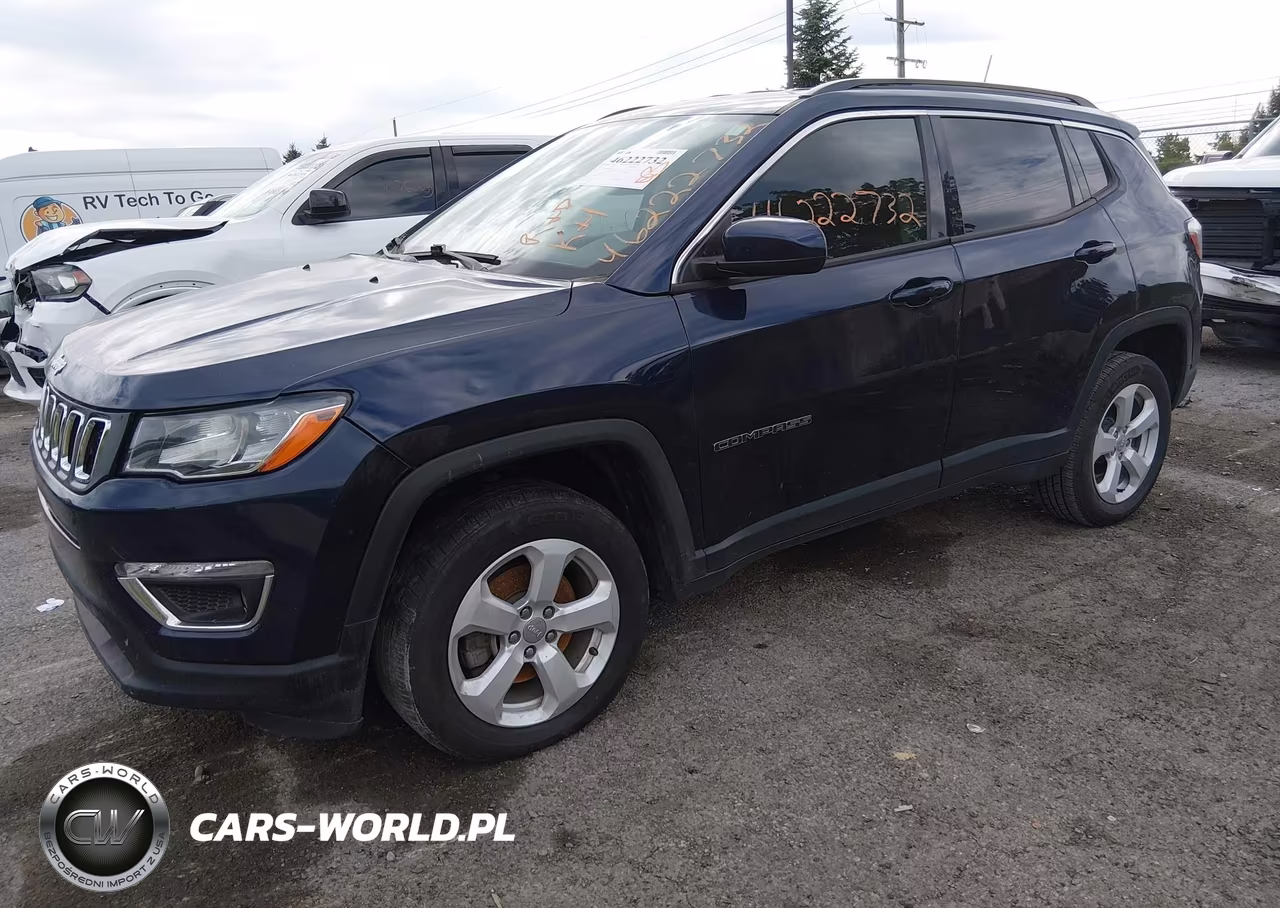 2018 Jeep Compass Latitude 4X4 VIN:3C4NJDBB4JT366251 - 2