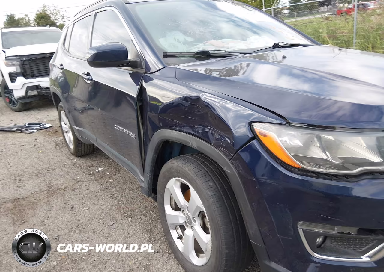 2018 Jeep Compass Latitude 4X4 VIN:3C4NJDBB4JT366251 - 6