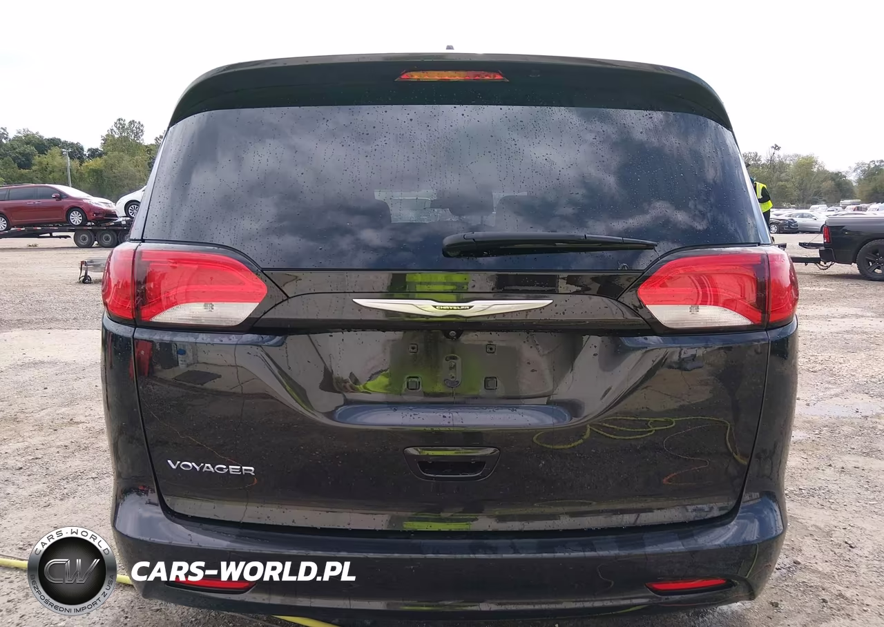 2021 Chrysler Voyager L VIN:2C4RC1AG4MR568411 - 17