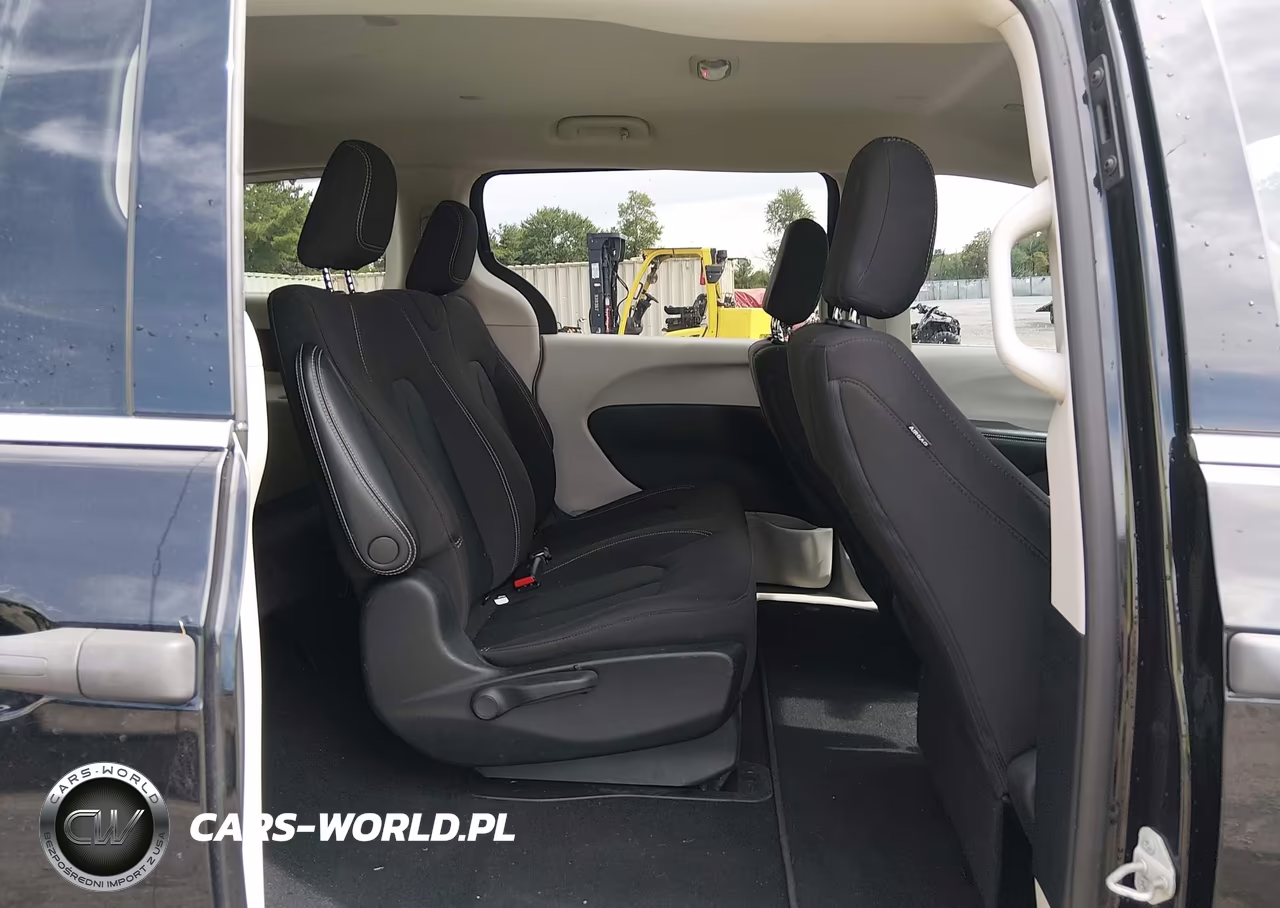 2021 Chrysler Voyager L VIN:2C4RC1AG4MR568411 - 8