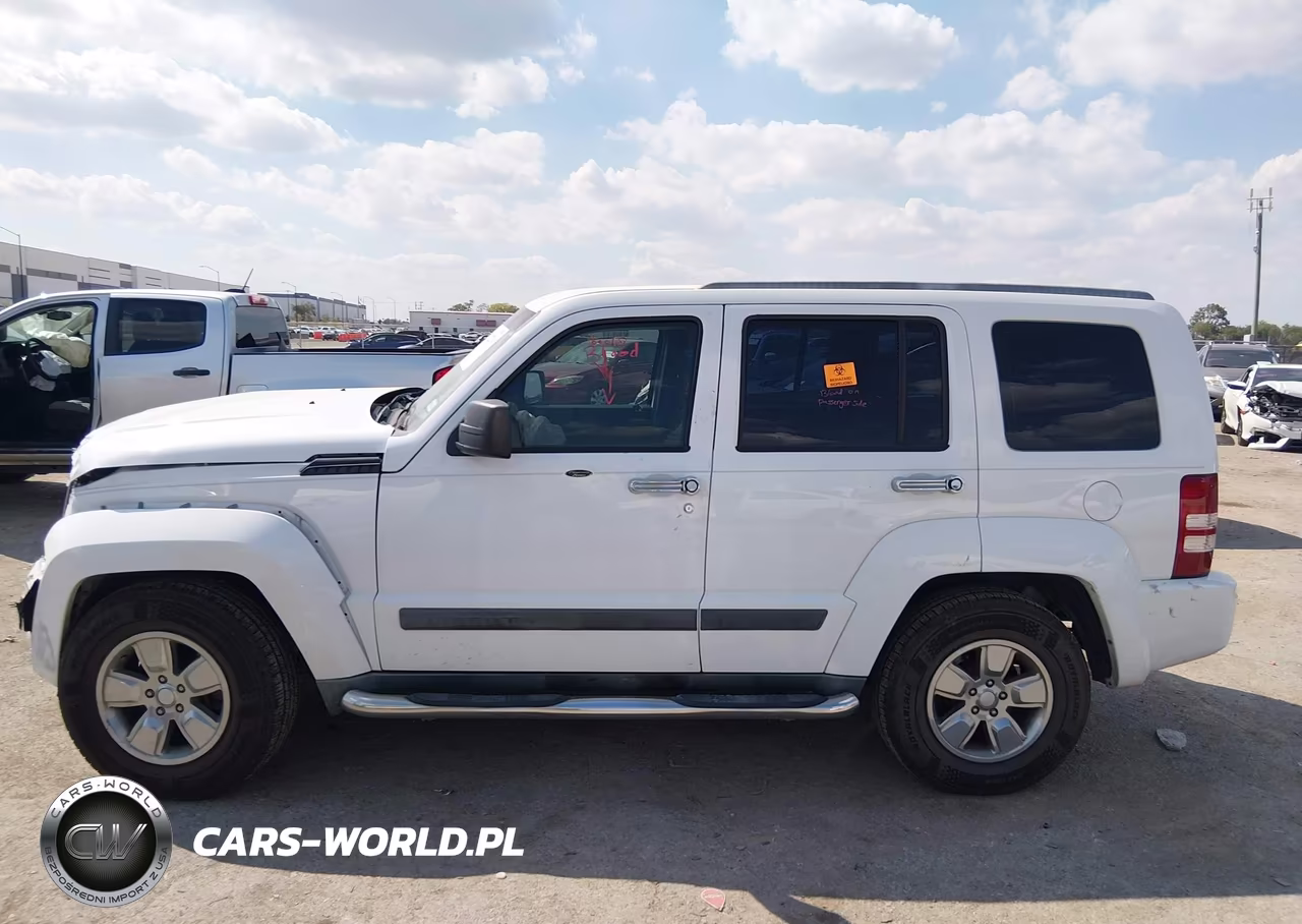 2011 Jeep Liberty Sport VIN:1J4PP2GK2BW596025 - 14