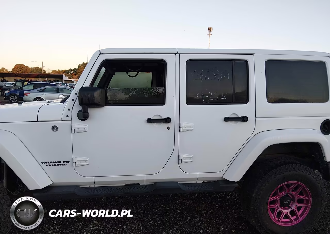 2012 Jeep Wrangler Unlimited Rubicon VIN:1C4HJWFG8CL111227 - 15