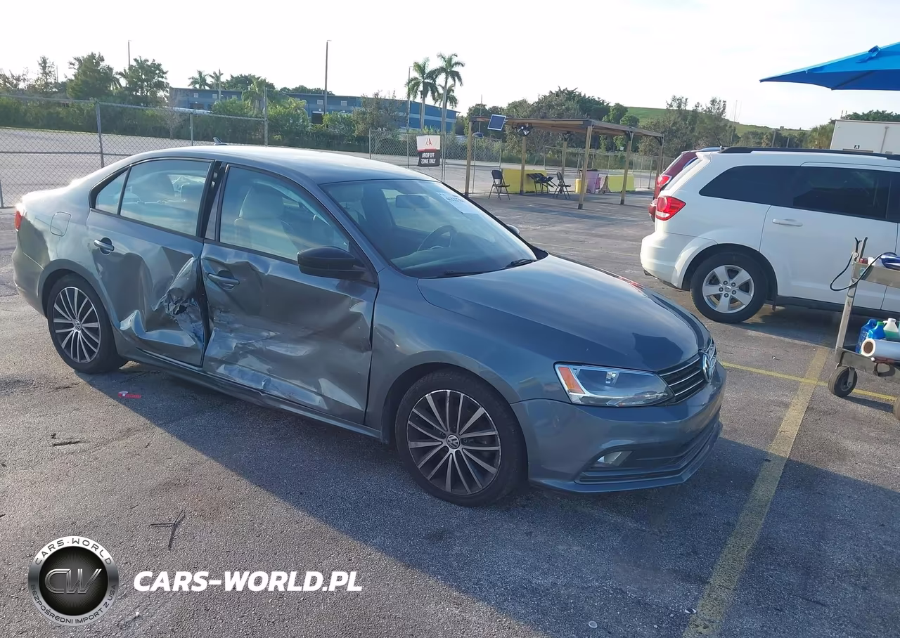 2016 Volkswagen Jetta 1.8T Sport – zdjęcie 1 z 18