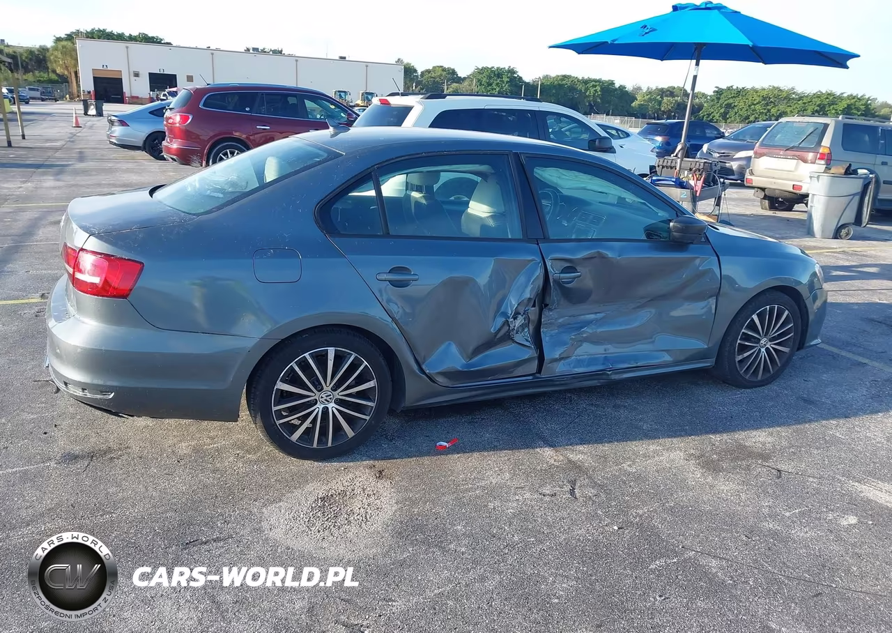 2016 Volkswagen Jetta 1.8T Sport VIN:3VWD17AJ8GM259466 - 18