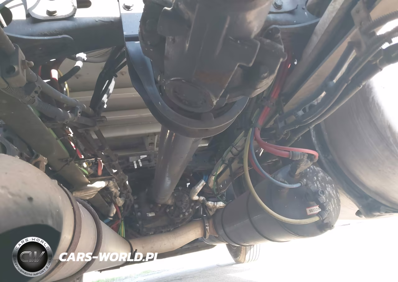 2019 Freightliner Cascadia 125 VIN:3AKJGLDR4KSKN1807 - 14
