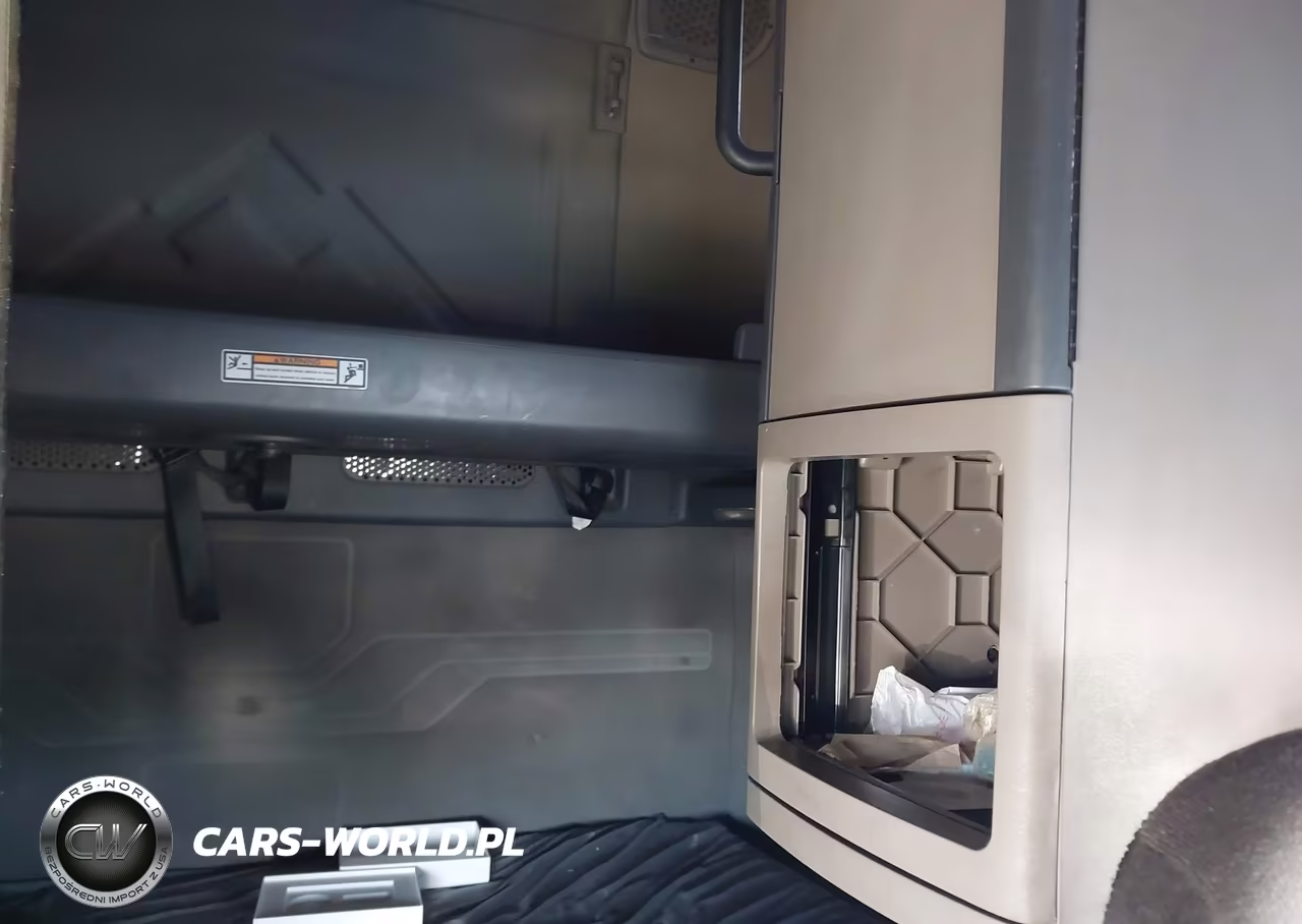 2019 Freightliner Cascadia 125 VIN:3AKJGLDR4KSKN1807 - 7