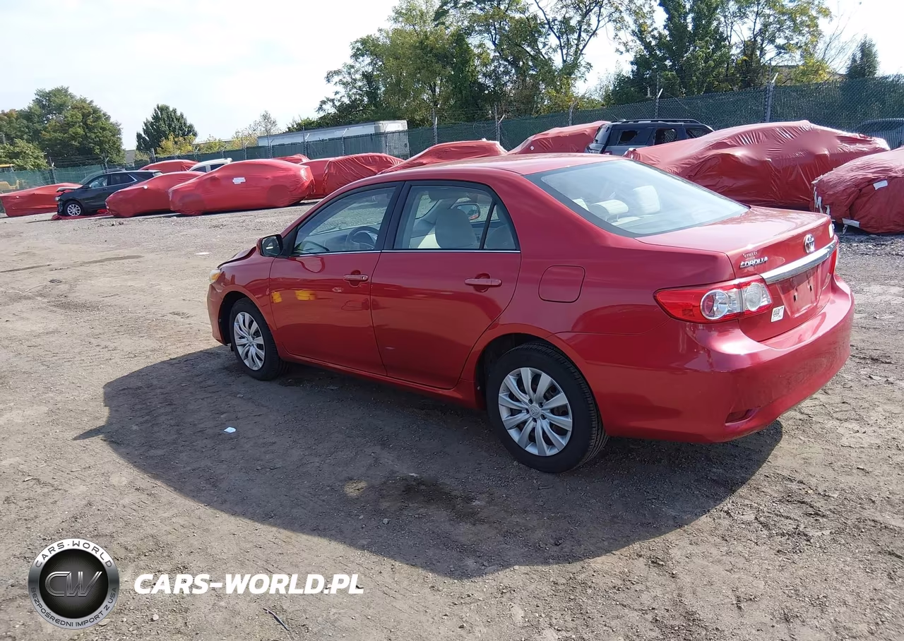 2013 Toyota Corolla Le VIN:2T1BU4EE9DC931987 - 3