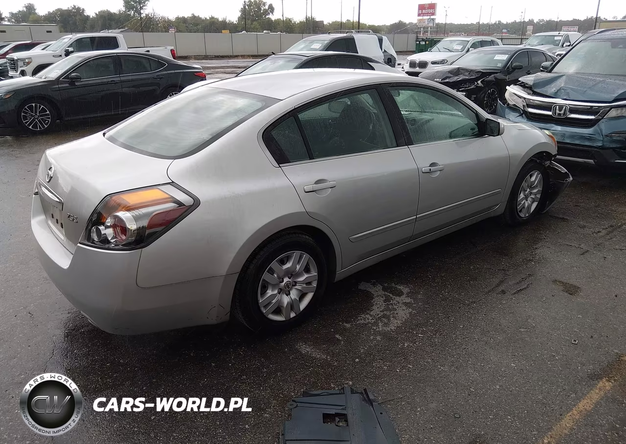 2011 Nissan Altima 2.5 S VIN:1N4AL2AP5BC101738 - 4