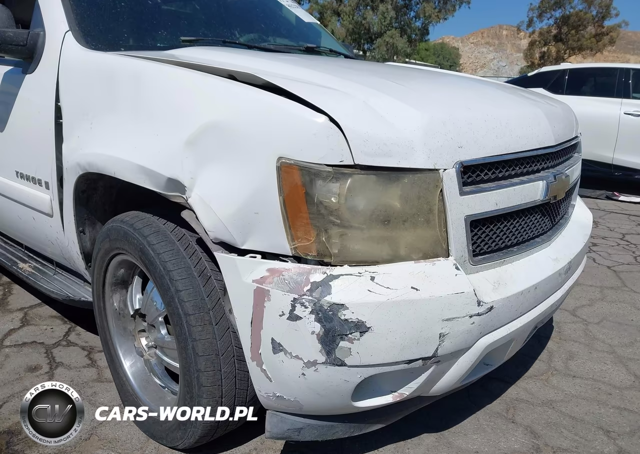 2007 Chevrolet Tahoe Ls VIN:1GNFC13C37R403237 - 6