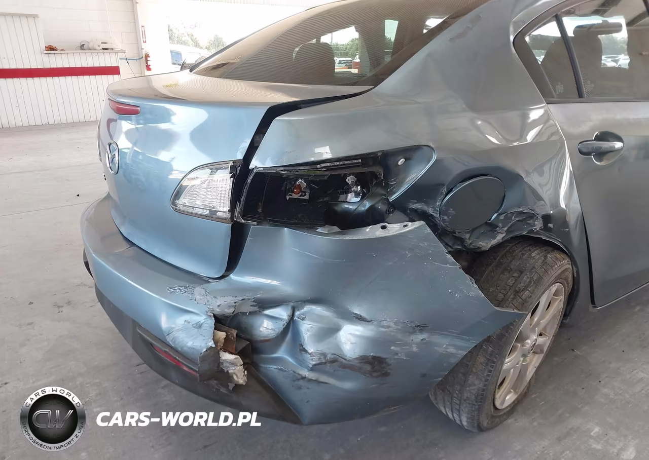 2011 Mazda Mazda3 I Touring VIN:JM1BL1VF1B1472918 - 6