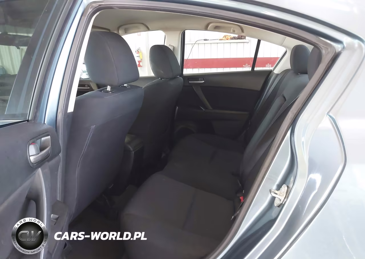 2011 Mazda Mazda3 I Touring VIN:JM1BL1VF1B1472918 - 8