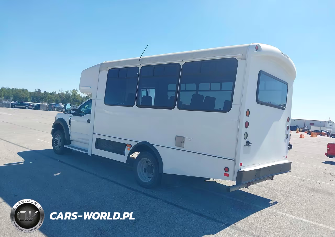 2018 Ford F-450 Chassis Xl VIN:1FDAF4GY4JEB54474 - 3
