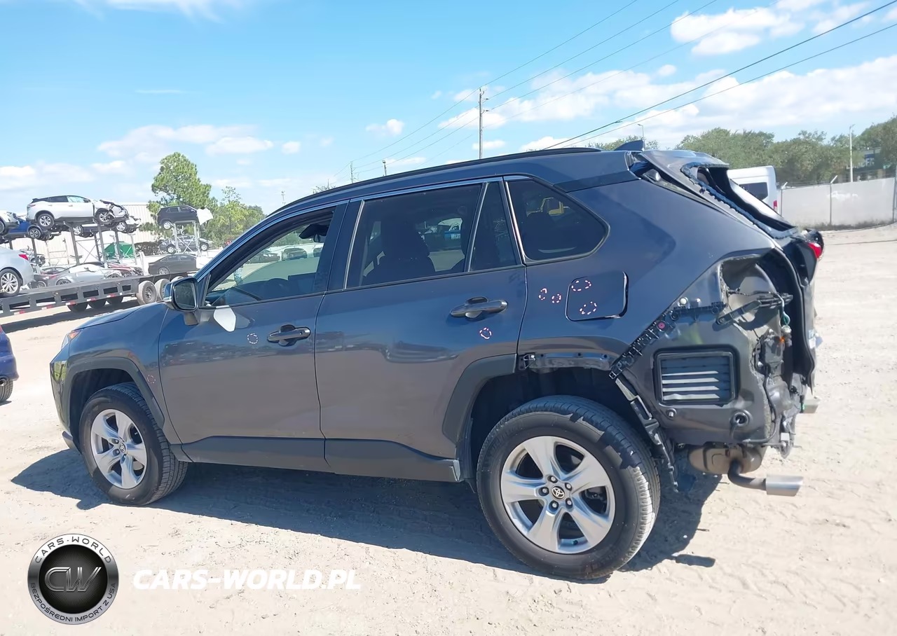 2021 Toyota Rav4 Xle VIN:2T3W1RFV6MC116157 - 14