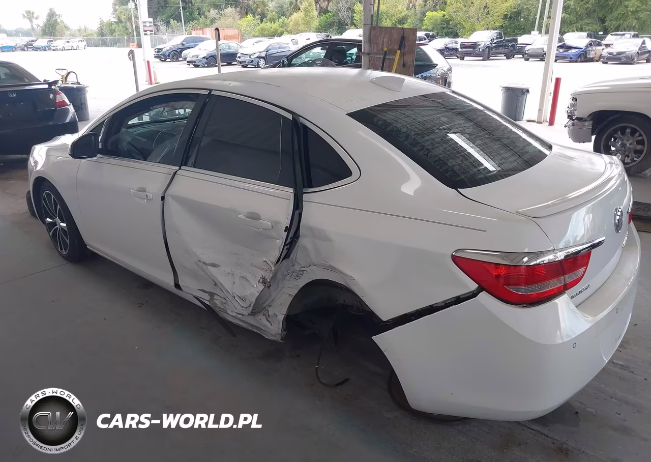 2017 Buick Verano Sport Touring VIN:1G4PR5SK6H4115511 - 3