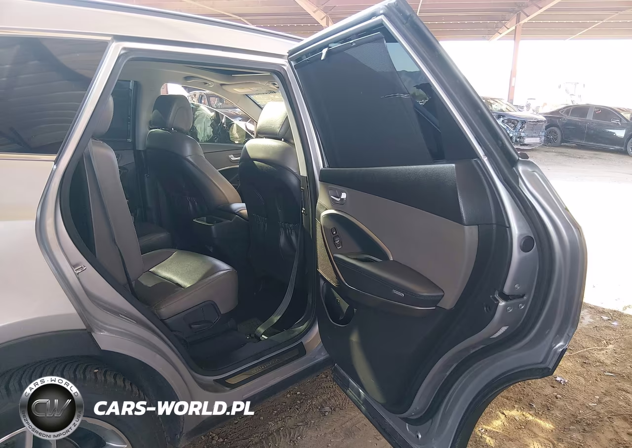 2017 Hyundai Santa Fe VIN:KM8SRDHF3HU248533 - 8