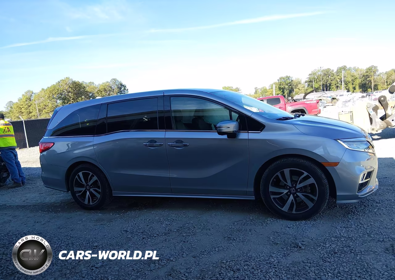 2019 Honda Odyssey Elite VIN:5FNRL6H94KB126371 - 13