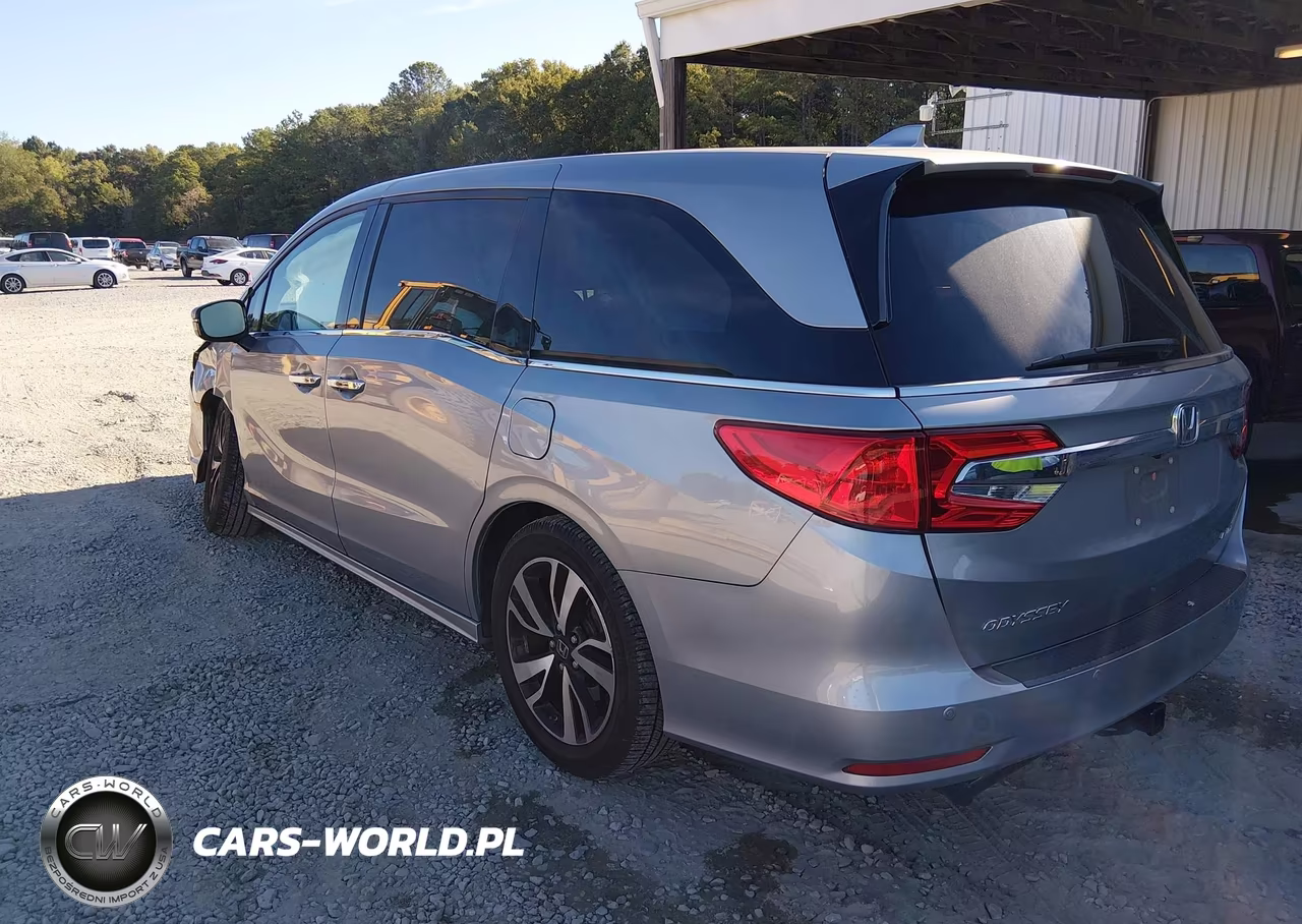 2019 Honda Odyssey Elite VIN:5FNRL6H94KB126371 - 3