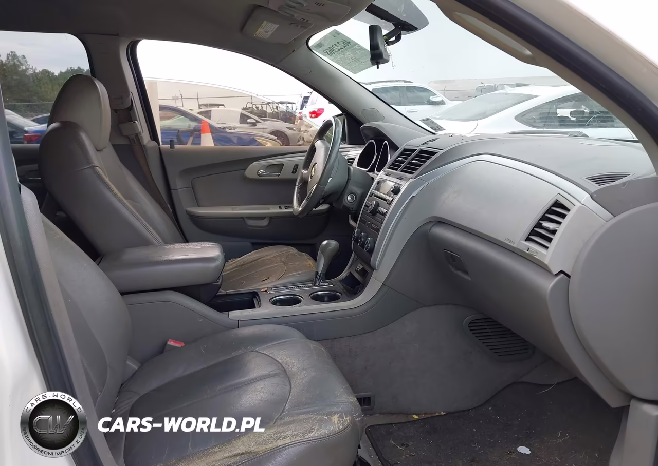 2012 Chevrolet Traverse Ls VIN:1GNKRFED5CJ421232 - 5