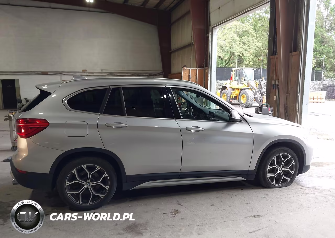 2020 BMW X1 xDrive28I VIN:WBXJG9C08L5P53835 - 13