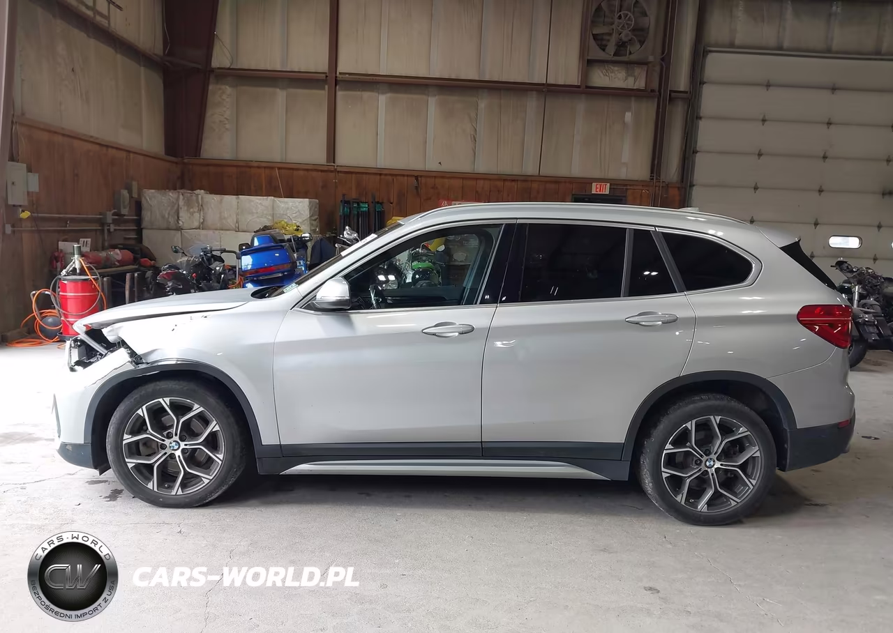 2020 BMW X1 xDrive28I VIN:WBXJG9C08L5P53835 - 14