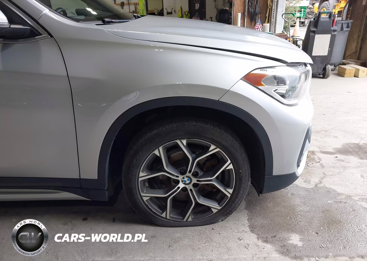 2020 BMW X1 xDrive28I VIN:WBXJG9C08L5P53835 - 18