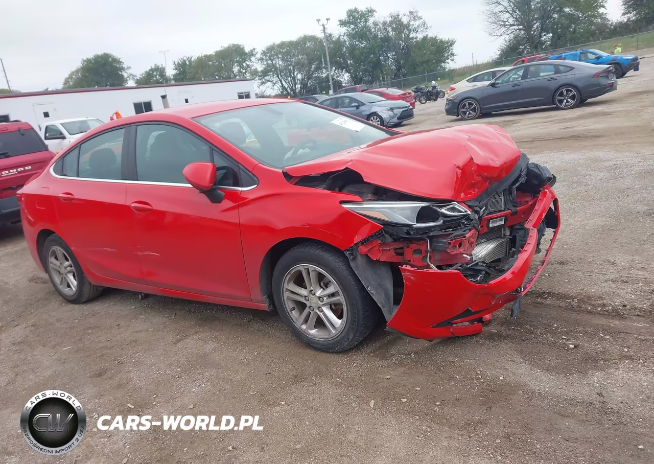 2018 Chevrolet Cruze Lt Auto VIN:1G1BE5SM6J7123665 - 1