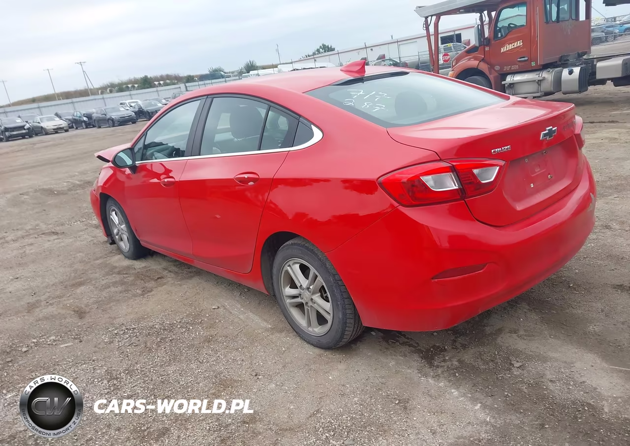 2018 Chevrolet Cruze Lt Auto VIN:1G1BE5SM6J7123665 - 3