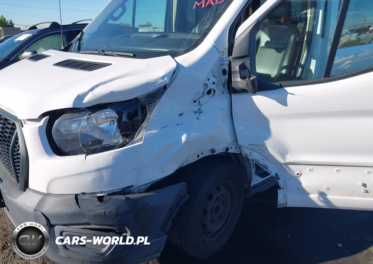 2022 Ford Transit-150 VIN:1FTYE1C85NKA31977 - 6