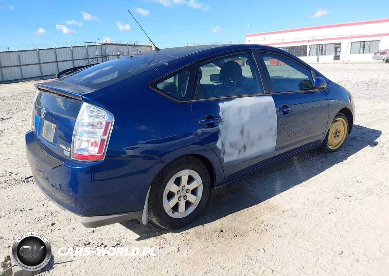 2009 Toyota Prius VIN:JTDKB20U597825733 - 4